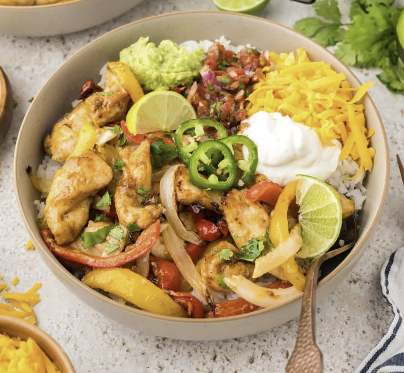 Air Fryer Chicken Fajita Rice Bowls | Meal Plan Studio
